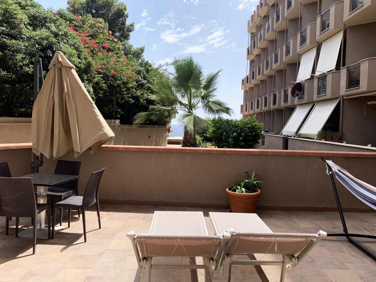 Nuraghe Apartments Teulada Extérieur photo