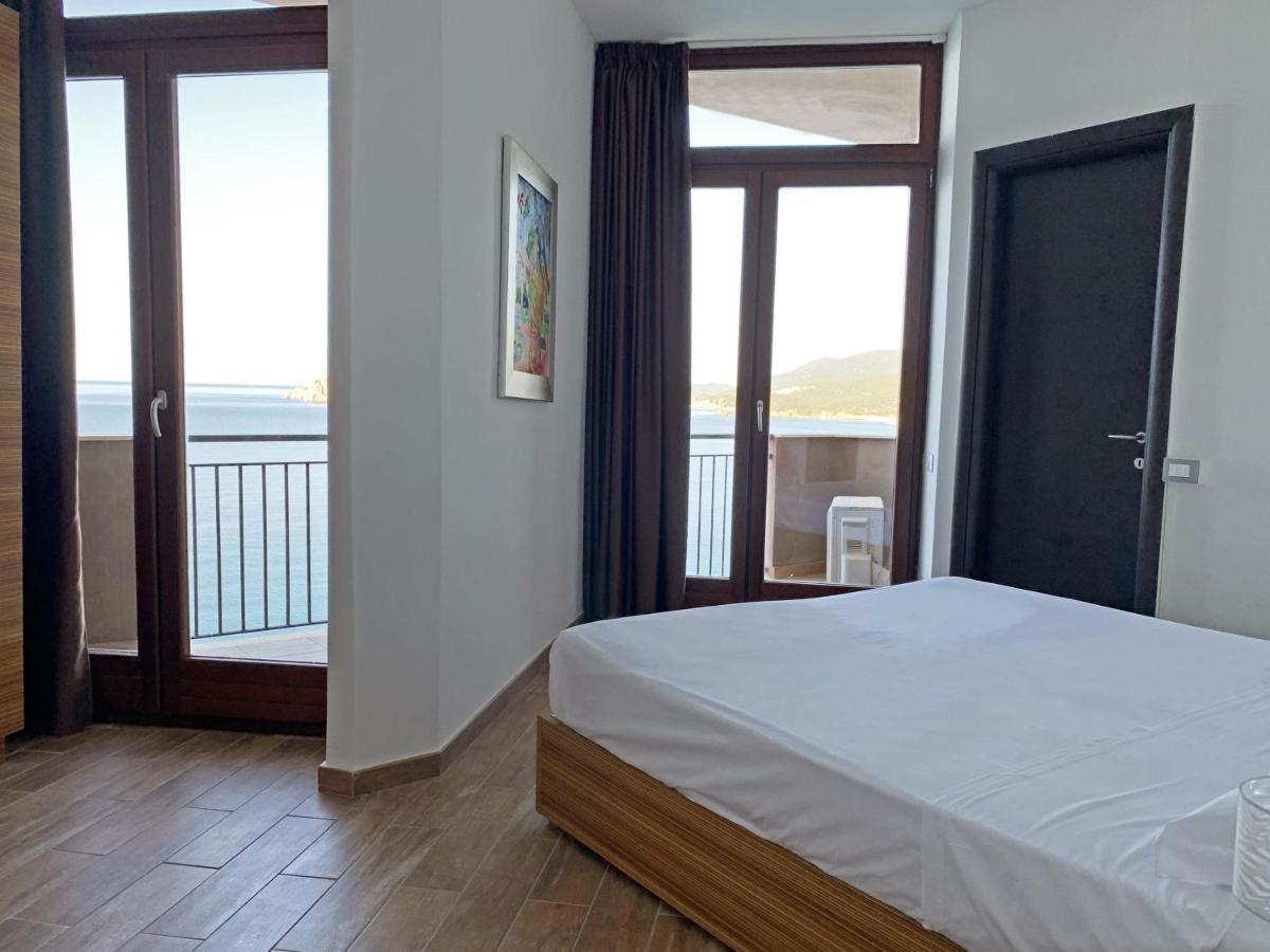 Nuraghe Apartments Teulada Extérieur photo