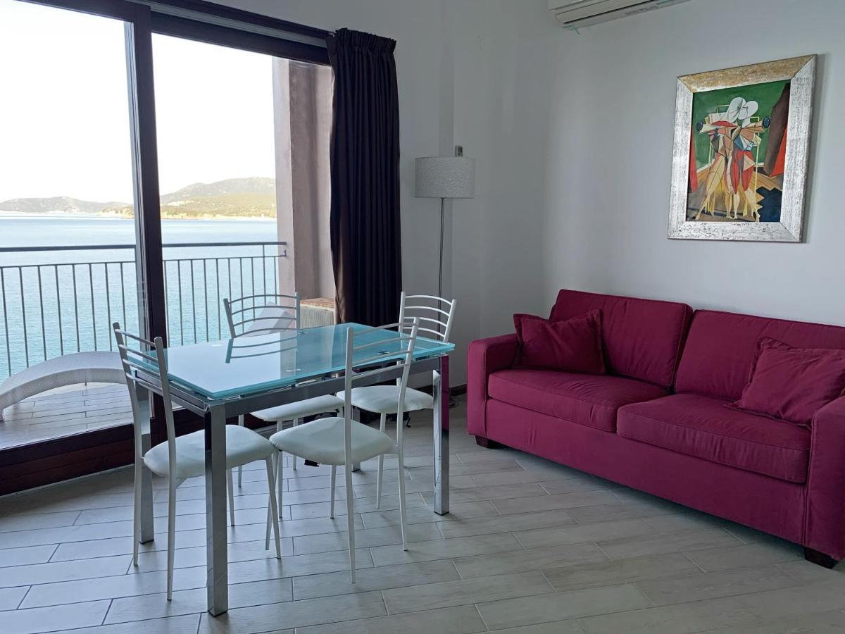 Nuraghe Apartments Teulada Extérieur photo